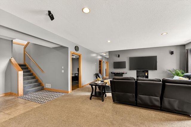 1020 Istas Lane SW, Oronoco, MN 55960