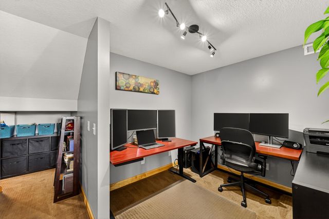 1020 Istas Lane SW, Oronoco, MN 55960