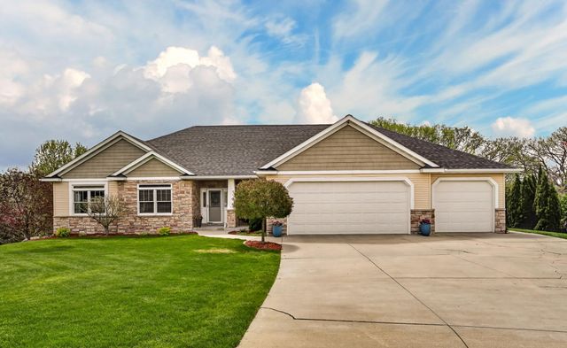 1020 Istas Lane SW, Oronoco, MN 55960