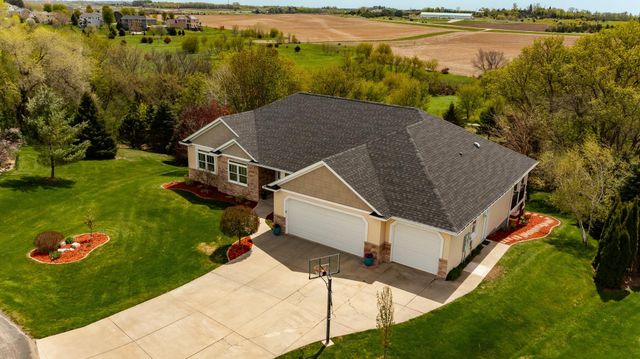 1020 Istas Lane SW, Oronoco, MN 55960