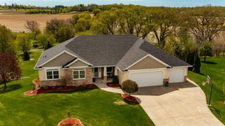 1020 Istas Lane SW, Oronoco, MN 55960