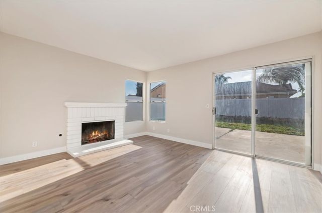 30571 Spring Lake Way, Menifee, CA 92584