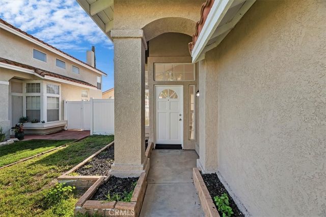 30571 Spring Lake Way, Menifee, CA 92584