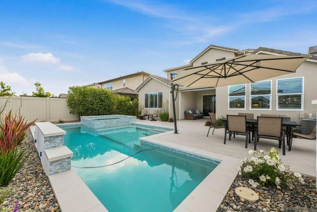 888 Cayley Ave, San Marcos, CA 92069