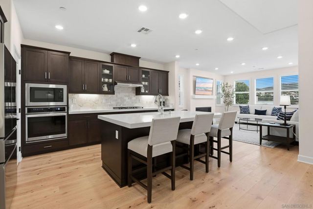 888 Cayley Ave, San Marcos, CA 92069