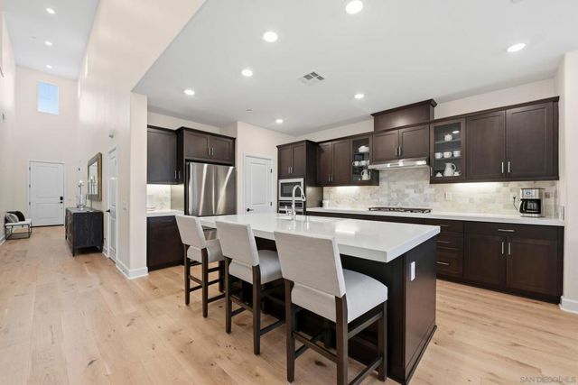 888 Cayley Ave, San Marcos, CA 92069