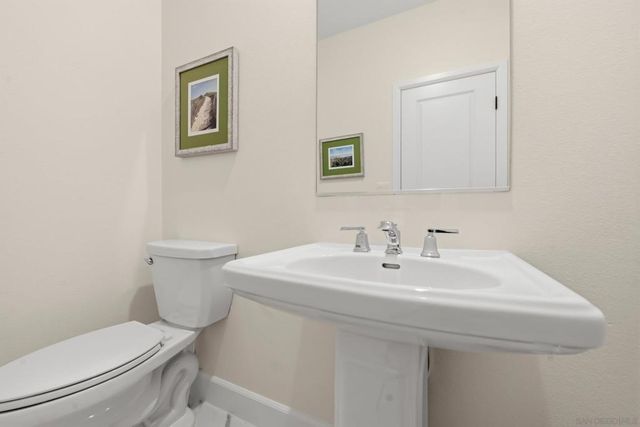 888 Cayley Ave, San Marcos, CA 92069