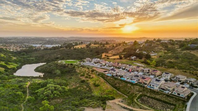 888 Cayley Ave, San Marcos, CA 92069