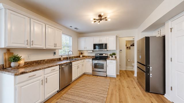 1022 Solomon Ln, Spring Hill, TN 37174