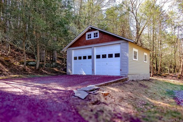 36 Highland Lake Road, Eldred, NY 12732