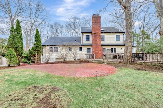 34 Peterborough Drive, Northport, NY 11768