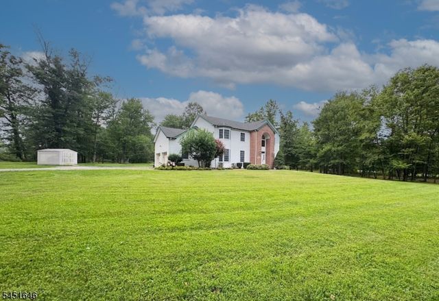 80 Plum Brook Rd, Raritan Twp., NJ 08822