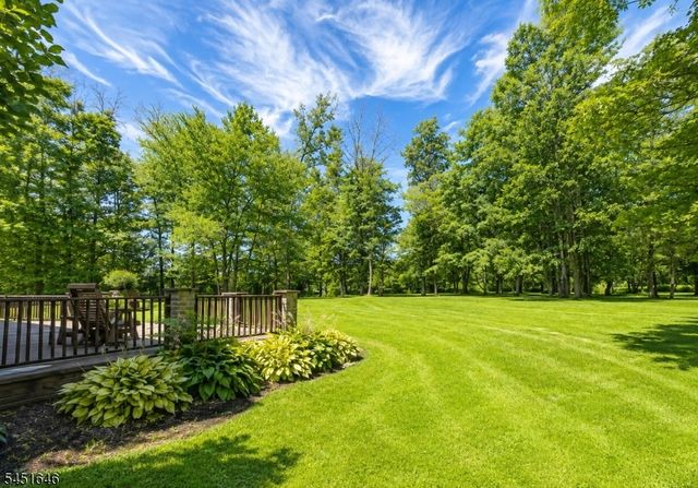 80 Plum Brook Rd, Raritan Twp., NJ 08822