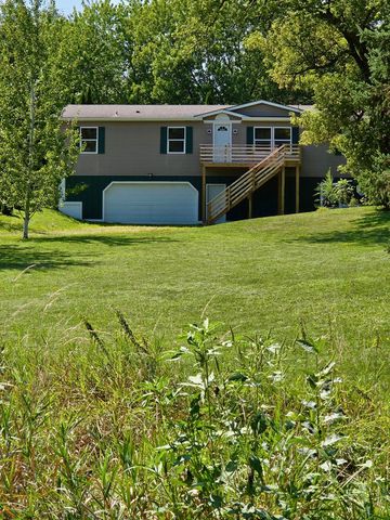 720 Central Avenue S, New Prague, MN 56071