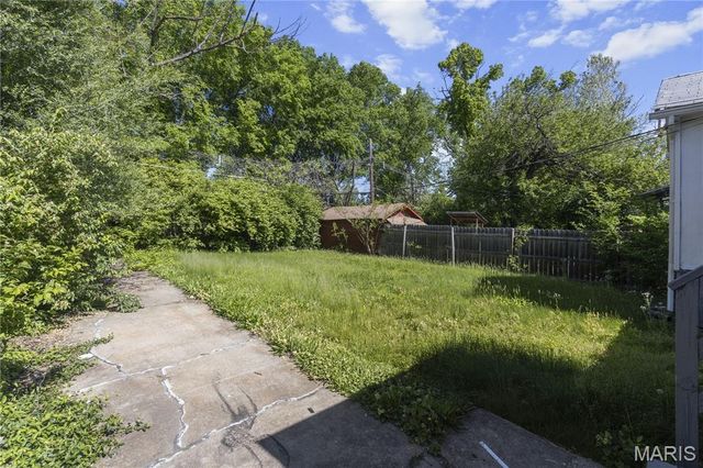 1467 Engelholm Avenue, St Louis, MO 63133
