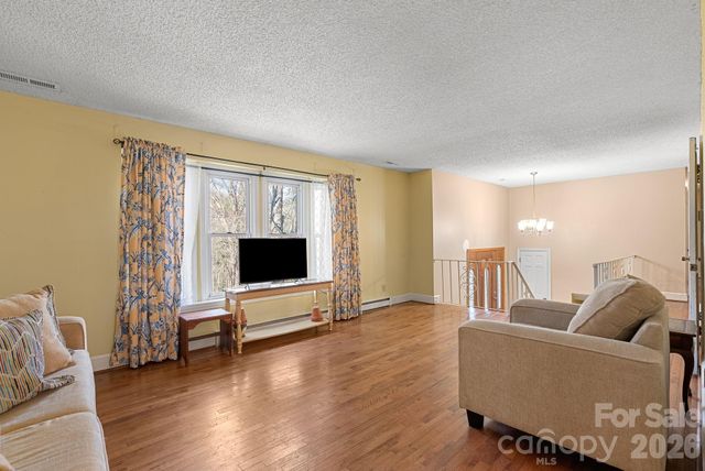 33 Fairfield Drive, Candler, NC 28715