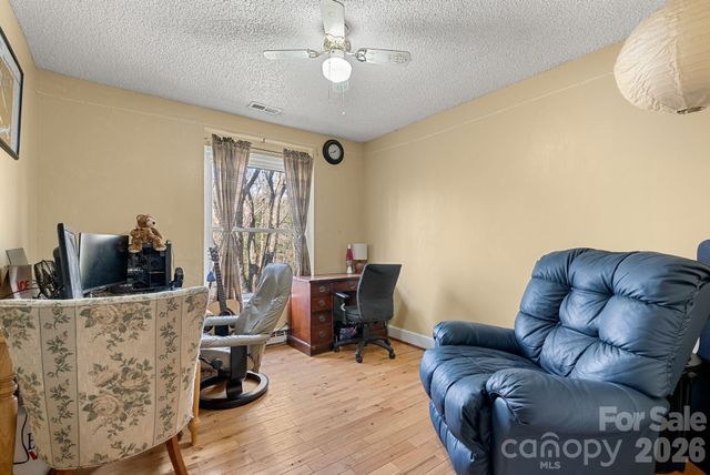 33 Fairfield Drive, Candler, NC 28715