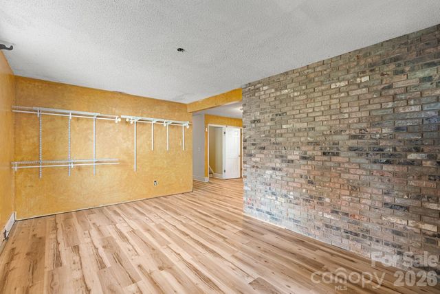 33 Fairfield Drive, Candler, NC 28715