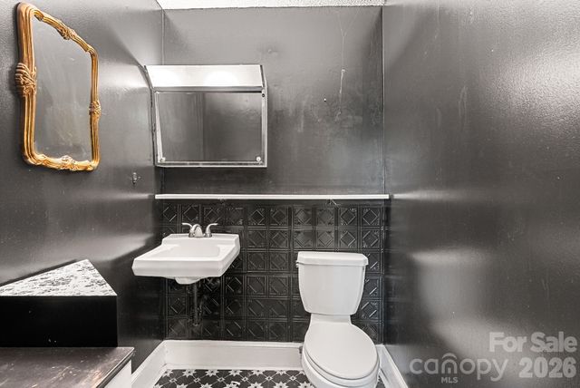 33 Fairfield Drive, Candler, NC 28715