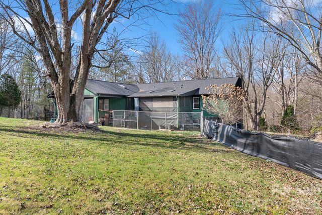 33 Fairfield Drive, Candler, NC 28715