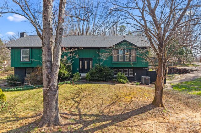 33 Fairfield Drive, Candler, NC 28715