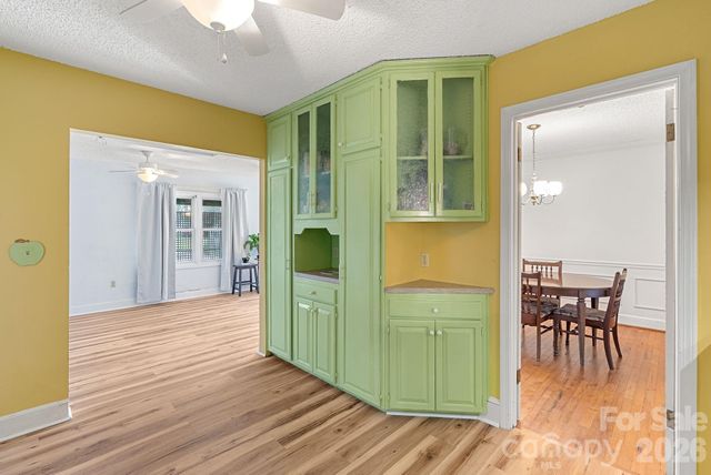 33 Fairfield Drive, Candler, NC 28715