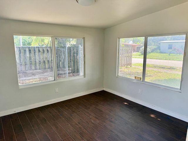 4520 NE 16TH Avenue, Pompano Beach, FL 33064