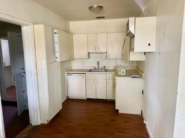 4520 NE 16TH Avenue, Pompano Beach, FL 33064