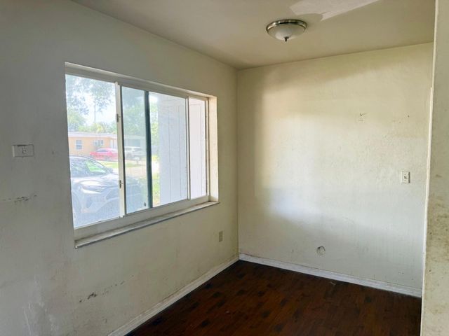 4520 NE 16TH Avenue, Pompano Beach, FL 33064