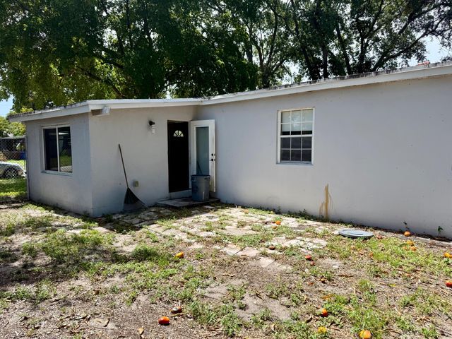 4520 NE 16TH Avenue, Pompano Beach, FL 33064