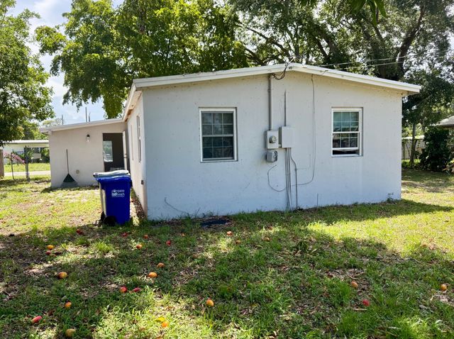 4520 NE 16TH Avenue, Pompano Beach, FL 33064