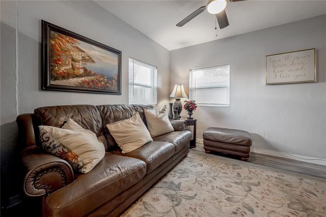 1402 E 28TH AVENUE, Tampa, FL 33605