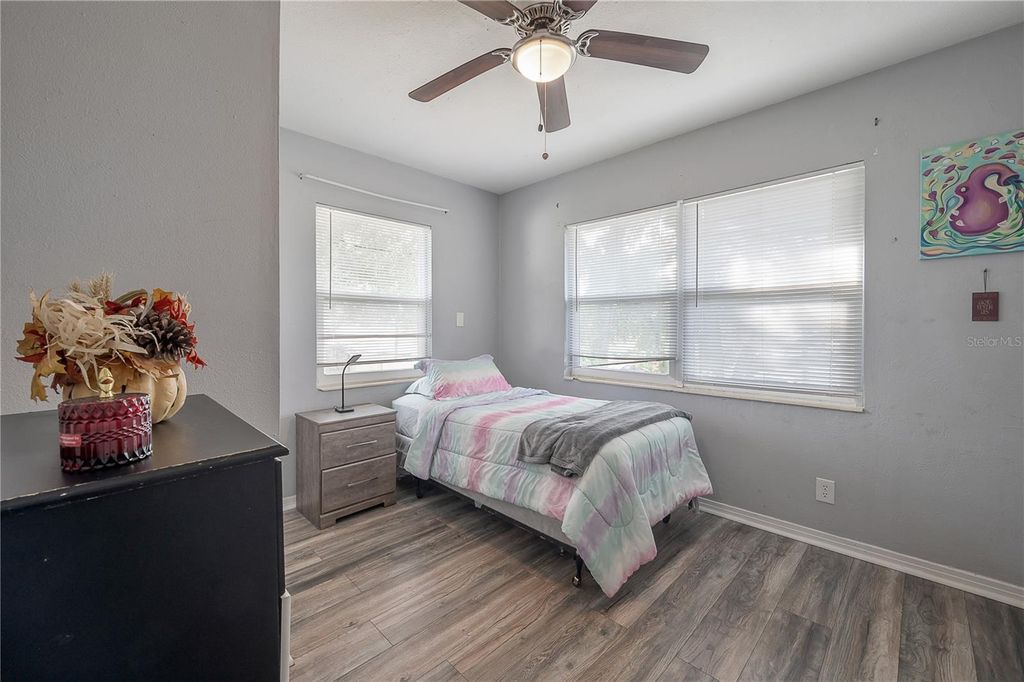 Image 17 of property listing at 1402 E 28TH AVENUE, Tampa, FL 33605