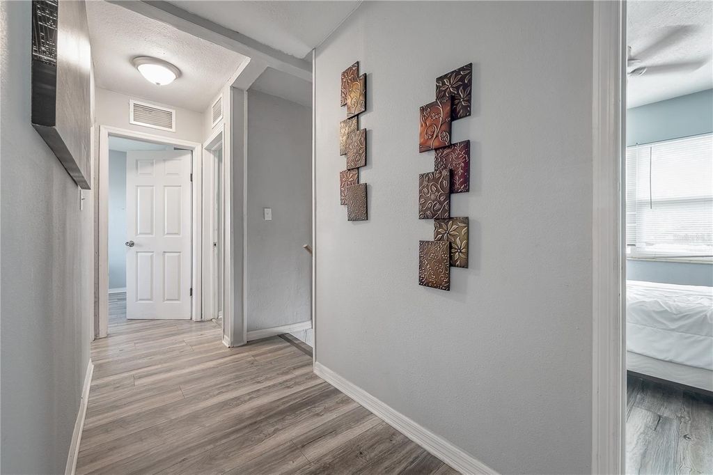 Image 23 of property listing at 1402 E 28TH AVENUE, Tampa, FL 33605