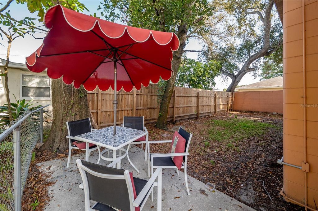 Image 30 of property listing at 1402 E 28TH AVENUE, Tampa, FL 33605