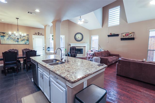 14013 Valley Mills Drive, Frisco, TX 75033