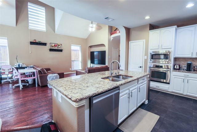 14013 Valley Mills Drive, Frisco, TX 75033