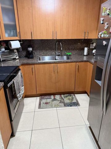 1900 W 68th Street A205, Hialeah, FL 33014