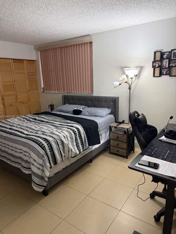 1900 W 68th Street A205, Hialeah, FL 33014