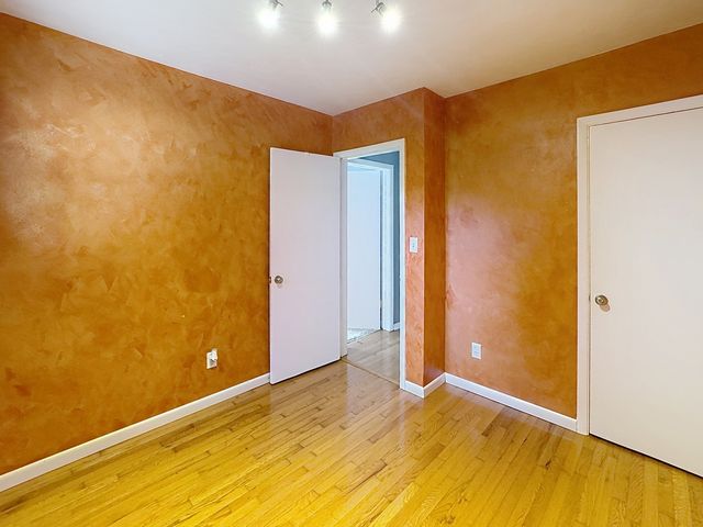 346 W 32nd Street, Davenport, IA 52803