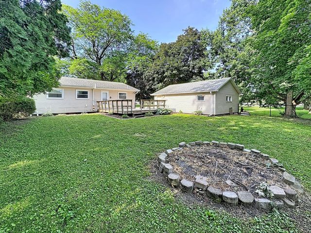 346 W 32nd Street, Davenport, IA 52803