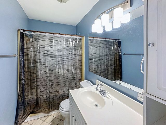 346 W 32nd Street, Davenport, IA 52803