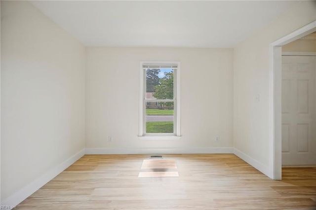 808 Rutherford DR, Chesapeake, VA 23322