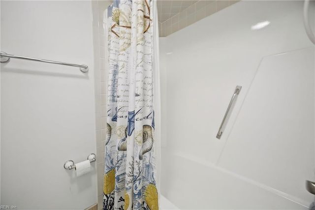 808 Rutherford DR, Chesapeake, VA 23322