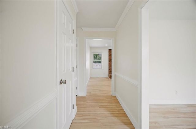 808 Rutherford DR, Chesapeake, VA 23322