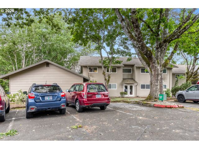 11355 Sw SPRINGWOOD Dr, Portland, OR 97223