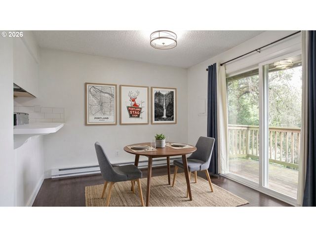 11355 Sw SPRINGWOOD Dr, Portland, OR 97223