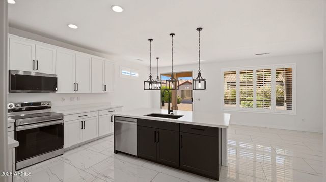 17161 N CASITA SPRINGS Court, Surprise, AZ 85374