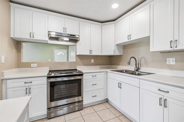 209 GENET COURT, Sun City Center, FL 33573