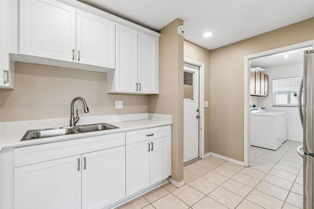 209 GENET COURT, Sun City Center, FL 33573